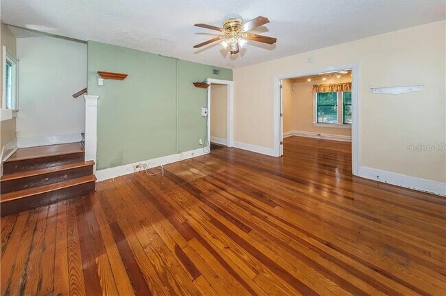 Foto del edificio - 638 E Tarpon Ave