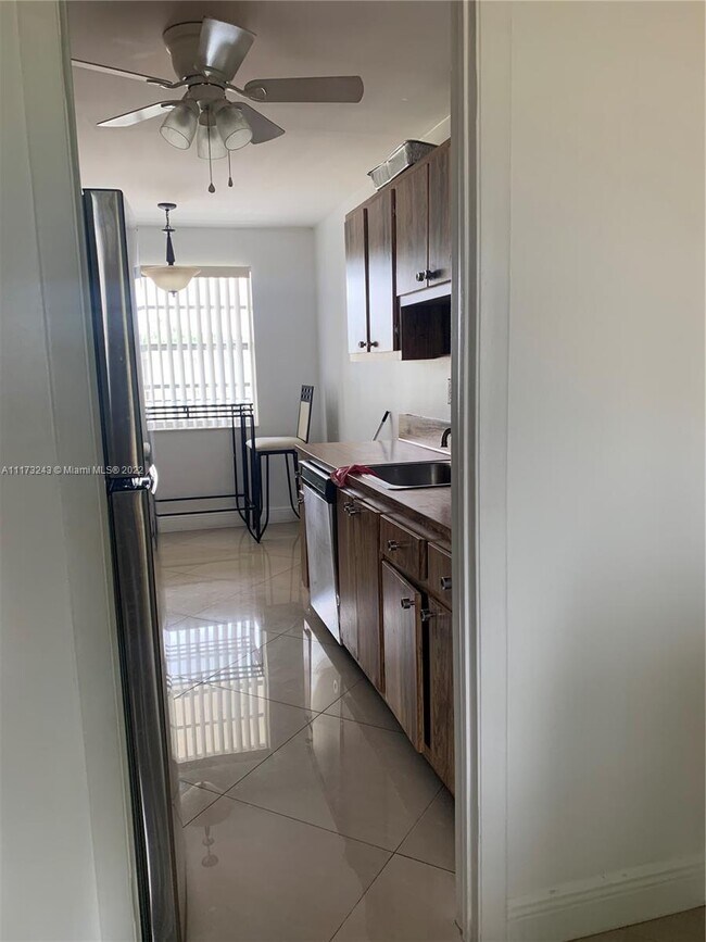 Foto del edificio - 3000 NW 48th Terrace