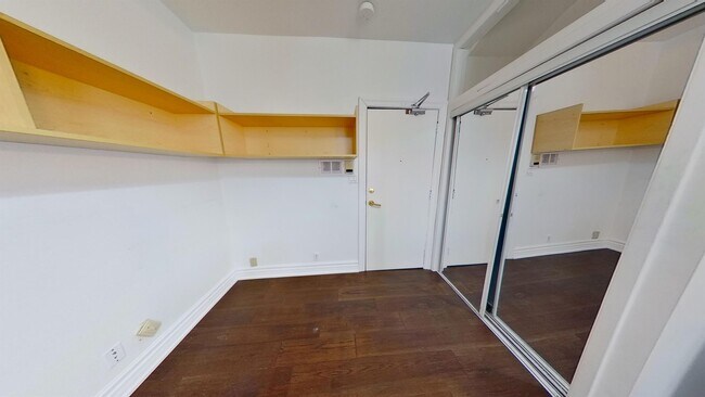 Photo du bâtiment - 273 St George St