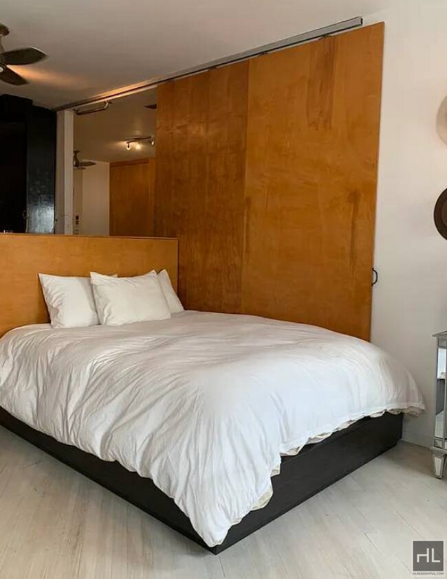 WEST 19 STREET Room for Rent in New York, NY