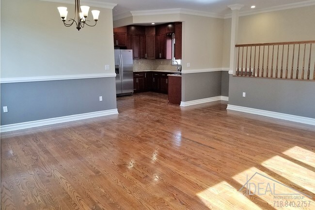 Foto del edificio - 81 Bay 28Th St