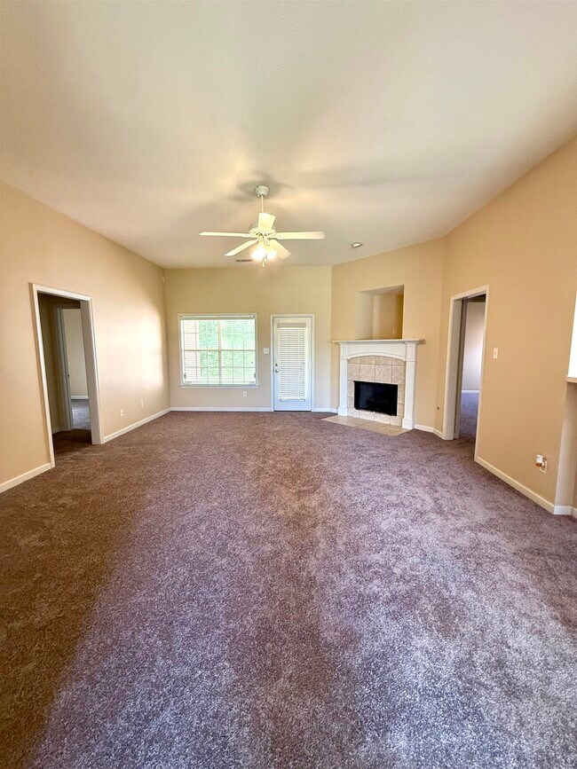 Foto del edificio - 9192 Speerberry Ln
