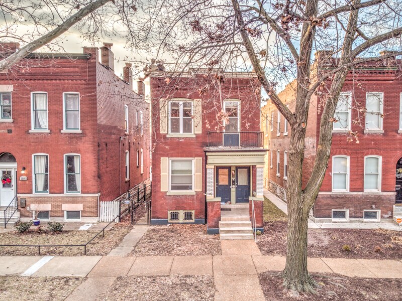 Primary Photo - 2211 Indiana Ave