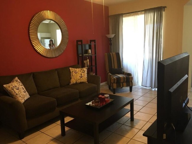 Foto del edificio - 5013 Sunridge Palms Dr