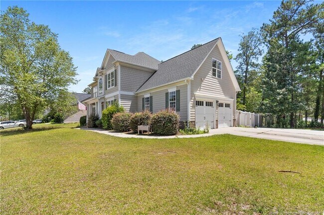 Building Photo - 5802 Rainsford Dr