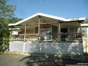 Building Photo - 252 Sir Winston Dr