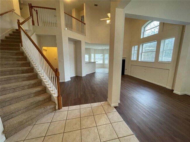Building Photo - 12544 Wethersby Way