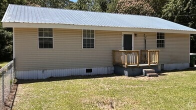 Building Photo - 803 East Side Dr