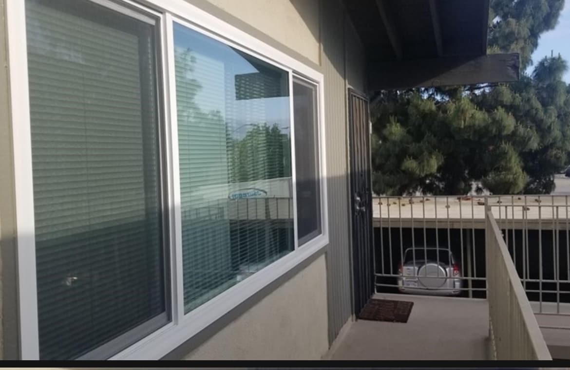 Spacious studio in gated community with parking. Great location! - 23332 Sesame St