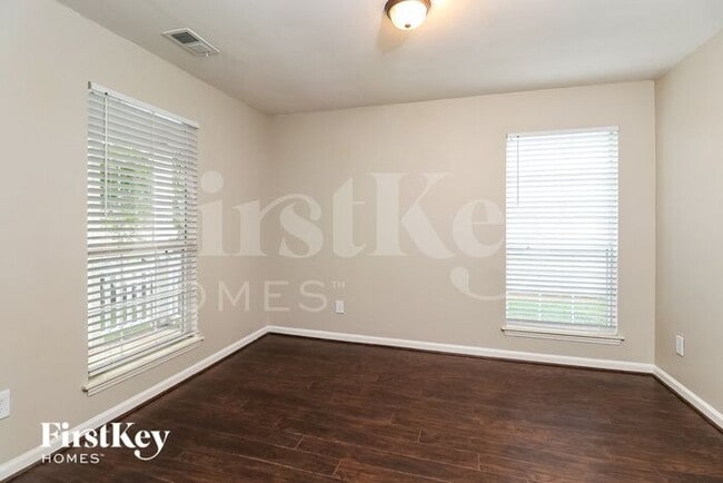 Building Photo - 12125 Cartgate Ln