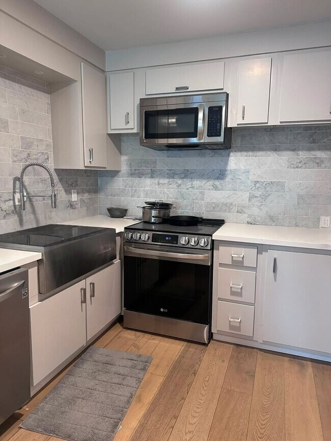Cocina - 1299 Cordova St