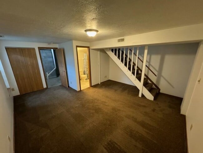 Building Photo - 1133 King Ave
