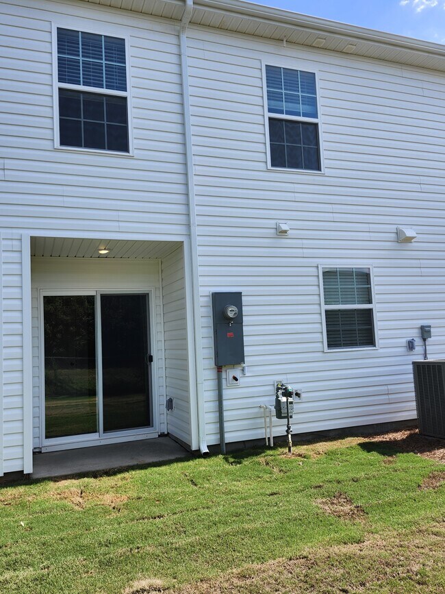 Foto del edificio - 731 Peyden Ln