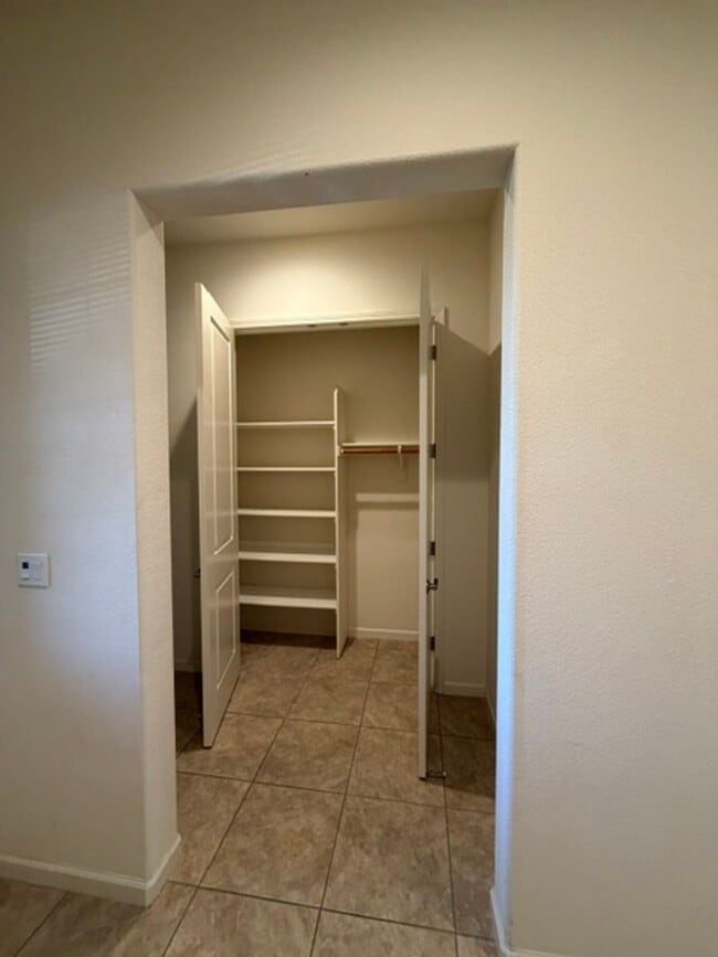 Building Photo - 362 Olivadi Way