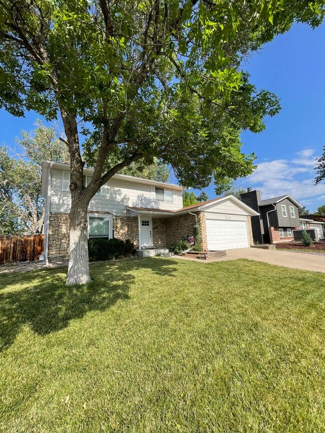 Foto del edificio - 2 Story home with basement in Westminster