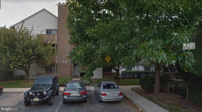 Building Photo - 1806 Ravens Crest Dr
