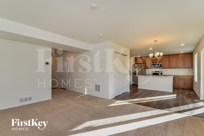 Building Photo - 10453 Luneth Dr