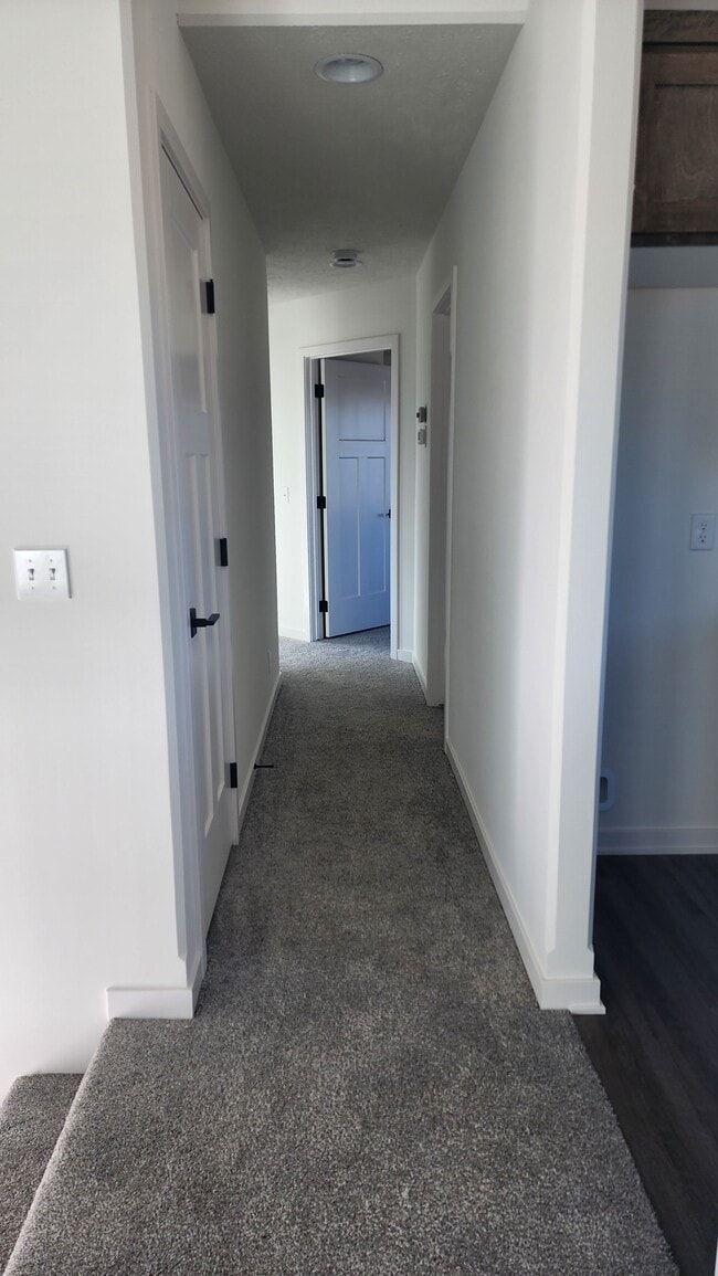 Hallway - 21504 Arabian Rd