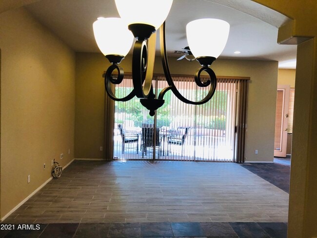 Foto del edificio - 10453 E Pine Valley Dr