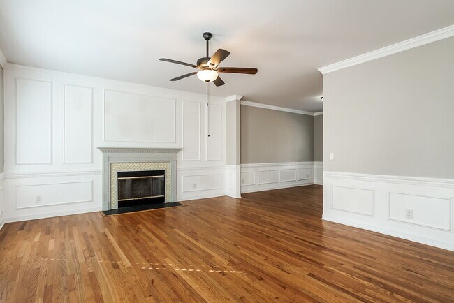 Building Photo - 3617 Dewing Dr