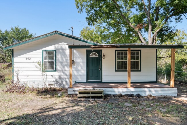 Foto del edificio - 502 Milam Ave