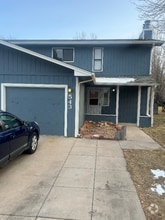 Building Photo - 543 Strachan Dr