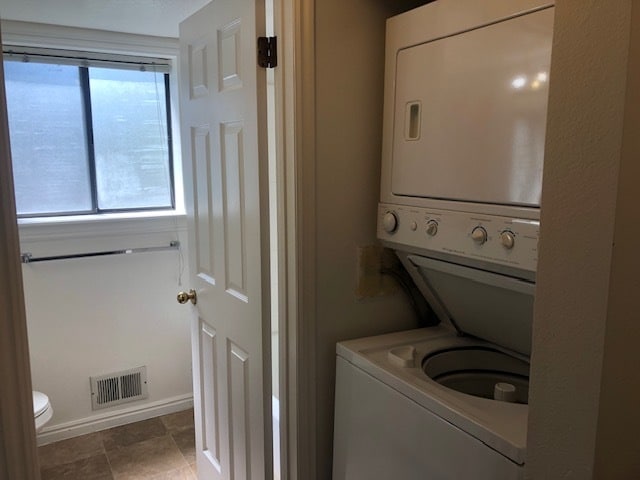 Building Photo - 541 E 500 N