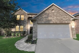 Building Photo - 24503 Hikers Bend Dr