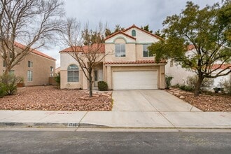 Building Photo - 1738 Toltec Cir