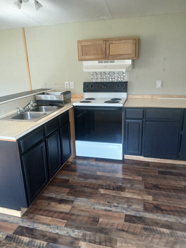 Foto del edificio - 2493 Webster Rd