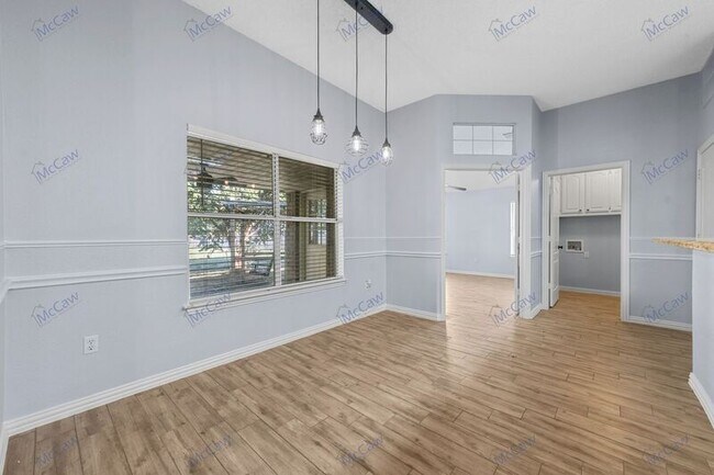 Foto del edificio - 1109 Countryhill Dr