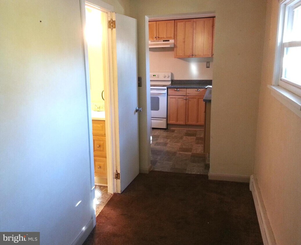 Primary Photo - 150 2nd St