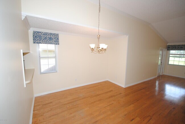 Building Photo - 502 Tournament Rd