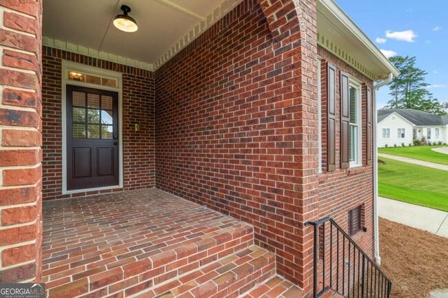 Building Photo - 603 Fairway Ct