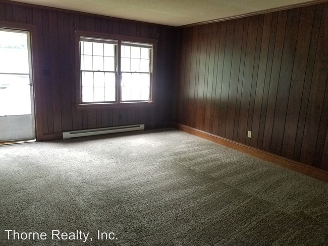 Building Photo - 302 W Edgecombe St