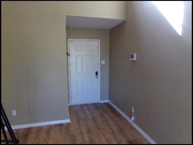 Building Photo - 1311 N University Ave