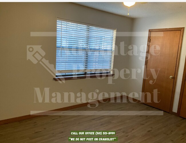 Foto del edificio - 1225 Woodside Dr