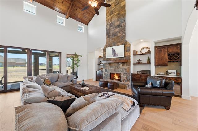 Foto del edificio - 570 S Point Ct