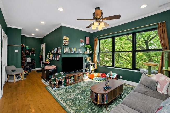 Foto del edificio - 5138 N Winchester Ave