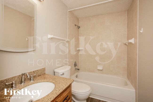 Building Photo - 8053 Harvest Ln