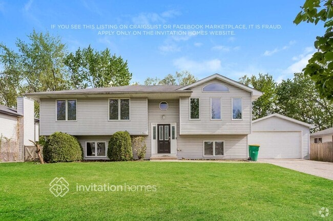 Building Photo - 2904 Facel Vega Dr
