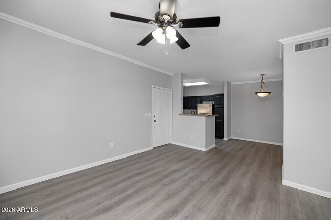 Building Photo - 5335 E Shea Blvd