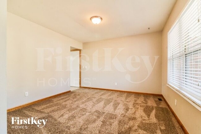 Building Photo - 1407 Sandra Elaine Dr