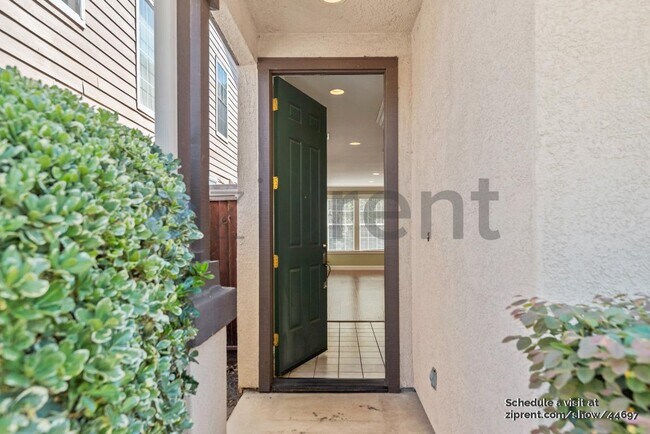 Building Photo - 5536 Cooney Pl