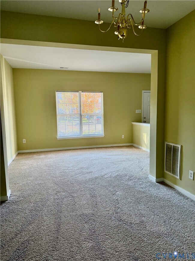 Building Photo - 1408 New Haven Ct