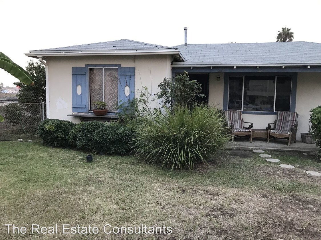 215 Oceanside Blvd, Oceanside, CA 92054 House Rental in Oceanside, CA