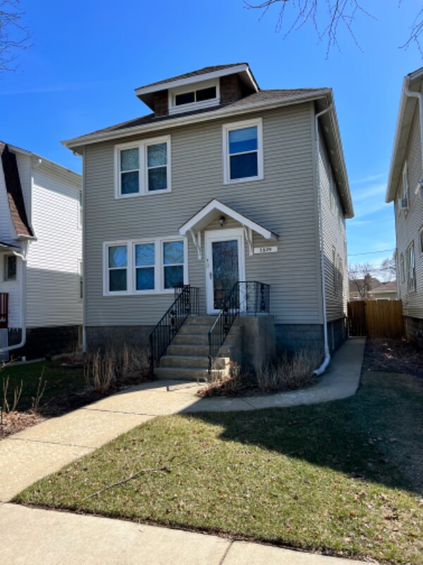 Primary Photo - 5829 W Peterson Ave
