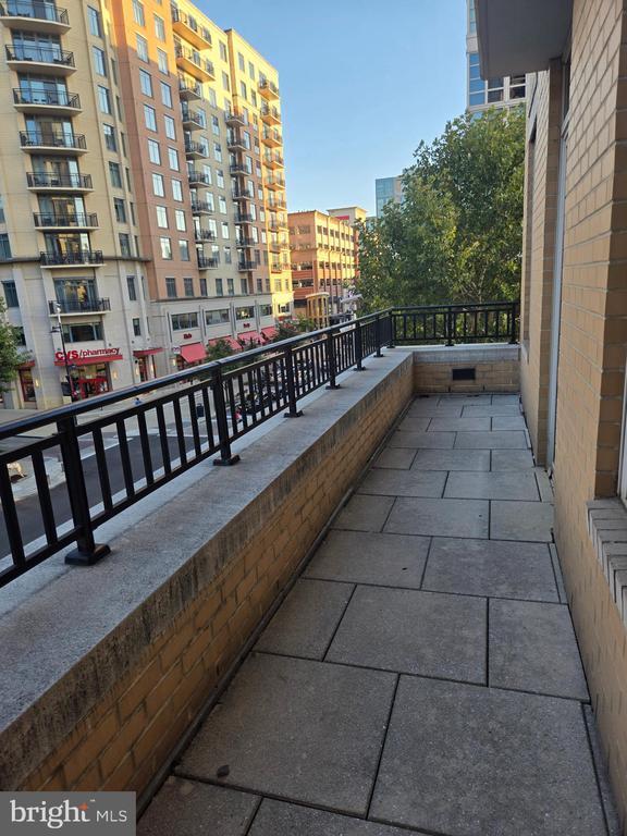 Building Photo - 155 Potomac Passage