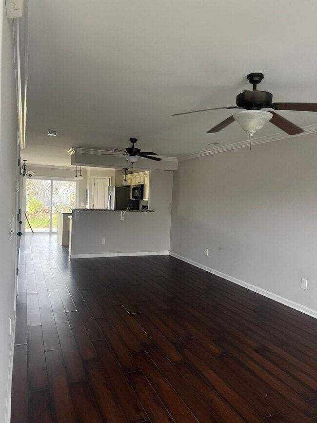 Foto del edificio - 2 Bedroom, 2.5 Bath Townhome in Goodlettesville