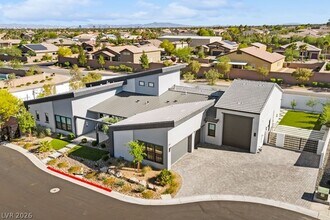 Building Photo - 4315 N Dapple Gray Rd